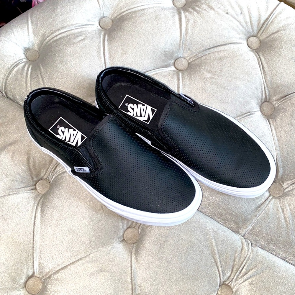 VANS Leather perforated Black Classic Slip-On